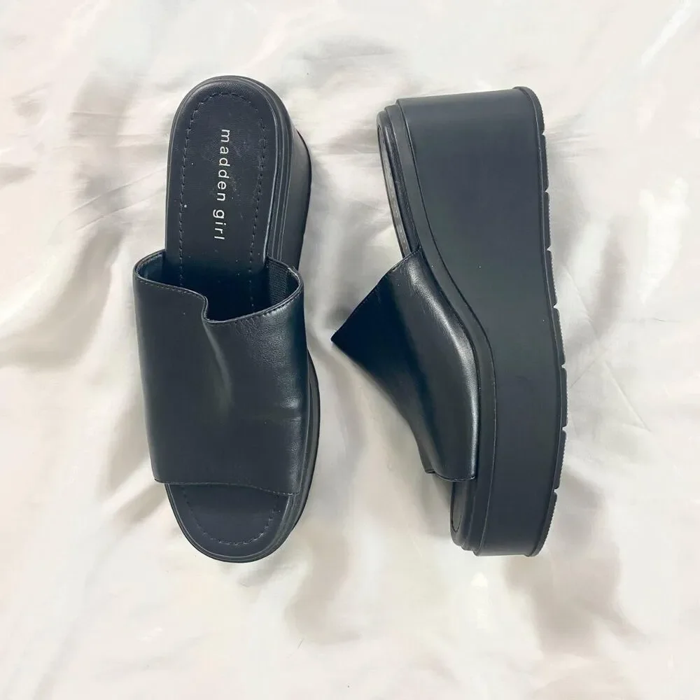Madden Girl Chunky Open Toe 90s Style Retro Black Platform Slides US 8.5
